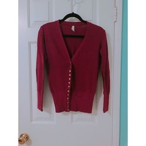 Burgundy cardigan w/ Snap Buttons